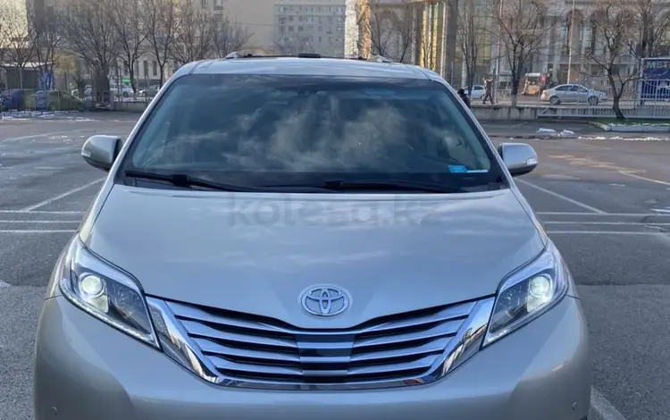 Toyota Sienna 2016 годаүшін15 000 000 тг. в Алматы