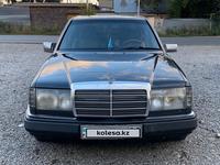 Mercedes-Benz E 220 1993 годаүшін1 699 999 тг. в Караганда