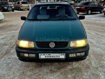 Volkswagen Passat 1995 года за 1 100 000 тг. в Петропавловск – фото 3