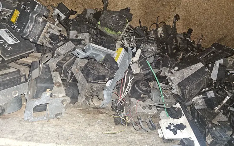 Блок абс за 30 000 тг. в Астана