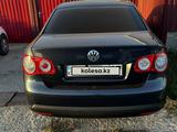 Volkswagen Jetta 2008 года за 3 300 000 тг. в Аксай – фото 2