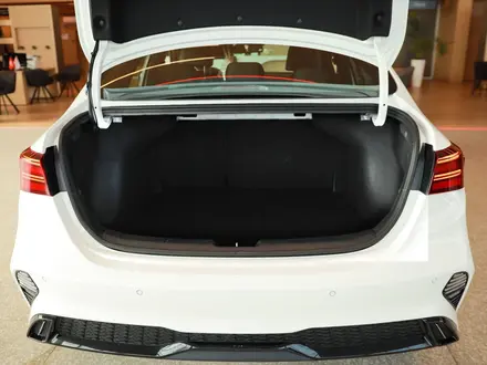 Kia Cerato GT Line+ 2025 года за 12 390 000 тг. в Уральск – фото 9