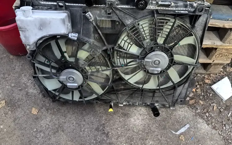 Радиатор в сборе с диффузором Lexus RX 2016-22, б/у оригинал за 400 000 тг. в Алматы