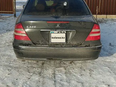 Mercedes-Benz E 320 2002 года за 4 000 000 тг. в Актобе – фото 6