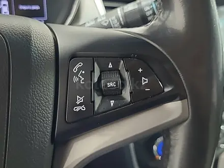 Chevrolet Tracker 2020 года за 5 990 000 тг. в Алматы – фото 24
