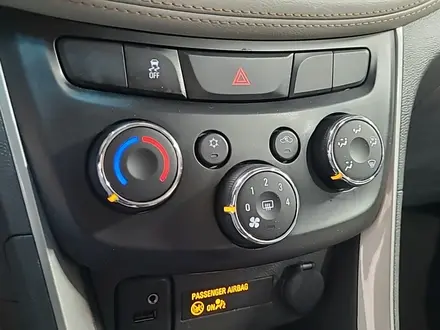 Chevrolet Tracker 2020 года за 5 990 000 тг. в Алматы – фото 15