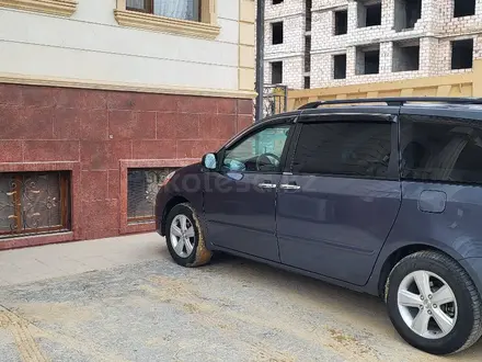 Toyota Sienna 2009 года за 8 700 000 тг. в Атырау