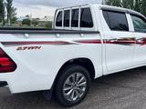 Toyota Hilux 2022 года за 14 500 000 тг. в Шымкент – фото 3