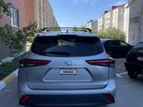 Toyota Highlander 2021 года за 26 000 000 тг. в Уральск – фото 3