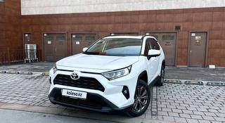 Toyota RAV4 2022 года за 18 000 000 тг. в Алматы