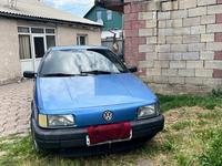 Volkswagen Passat 1993 годаүшін1 200 000 тг. в Есик