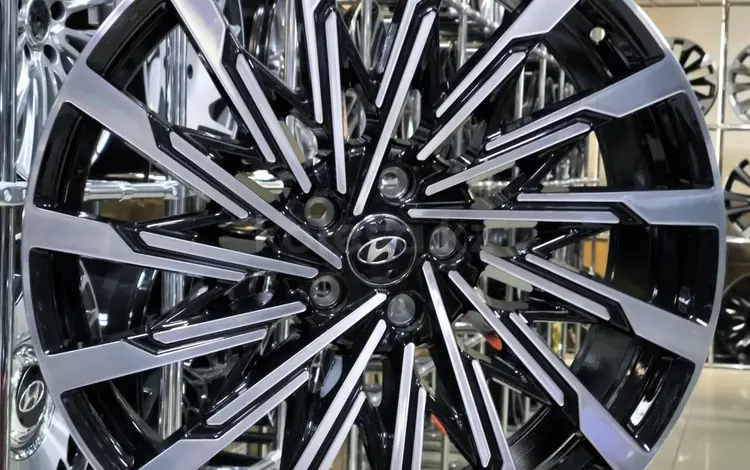 HYUNDAI на 21 новые диски в Астане за 480 000 тг. в Астана