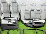 Топовый салон от bmw m5 f10 сидения с ломающейся спинкой м5 ф10 за 1 250 000 тг. в Шымкент