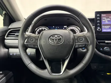 Toyota Camry Prestige 2023 года за 15 300 000 тг. в Алматы – фото 2