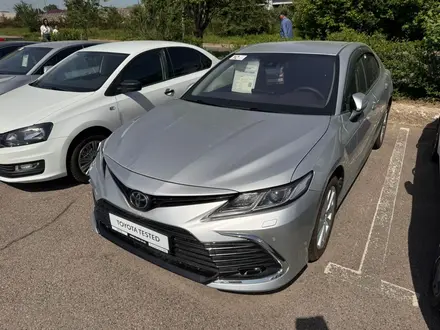 Toyota Camry Prestige 2023 года за 15 300 000 тг. в Алматы