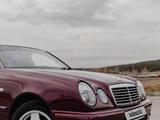 Mercedes-Benz E 230 1996 годаfor2 800 000 тг. в Астана – фото 2