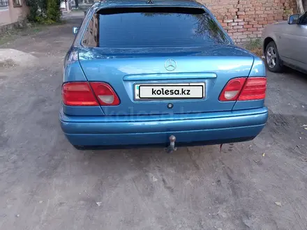 Mercedes-Benz E 230 1996 года за 3 000 000 тг. в Есиль – фото 15