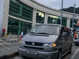 Volkswagen Caravelle