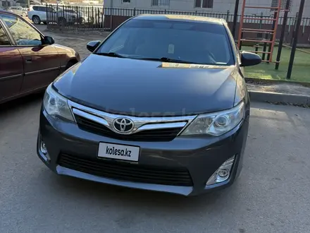 Toyota Camry 2014 года за 5 300 000 тг. в Актобе – фото 3