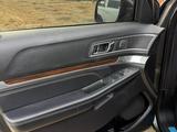 Ford Explorer 2018 года за 14 200 000 тг. в Алматы – фото 2