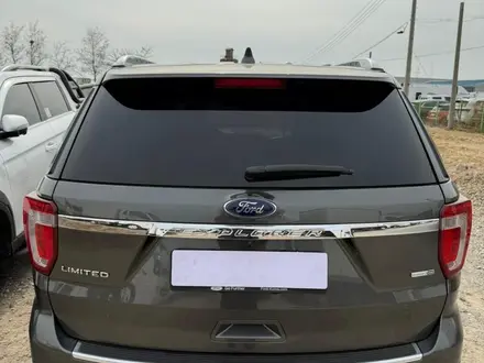 Ford Explorer 2018 года за 14 200 000 тг. в Алматы – фото 8