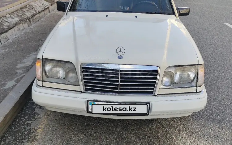 Mercedes-Benz E 250 1994 года за 1 900 000 тг. в Алматы