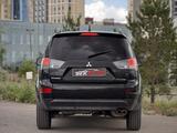 Mitsubishi Outlander 2006 года за 5 000 000 тг. в Караганда – фото 4