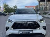 Toyota Highlander 2023 годаfor29 700 000 тг. в Кызылорда