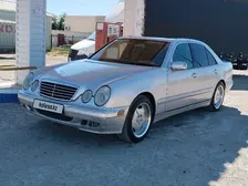 Mercedes-Benz E-Class, 2001
