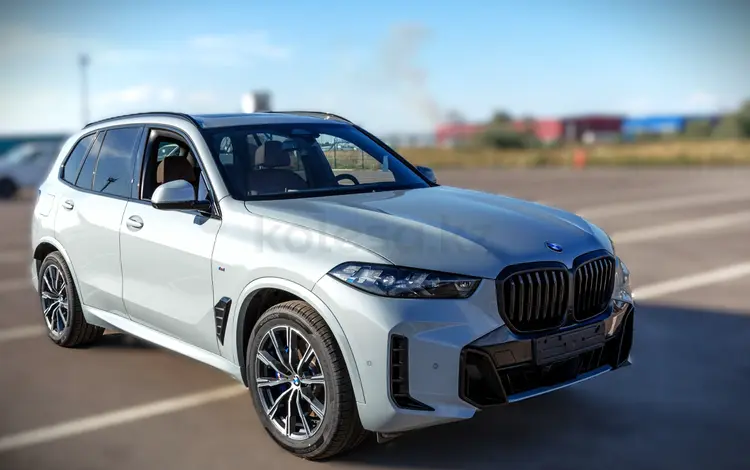 BMW X5 2025 года за 64 828 000 тг. в Алматы