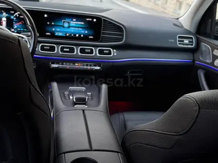 Mercedes-Benz GLS 450 2020 года за 47 000 000 тг. в Алматы – фото 14