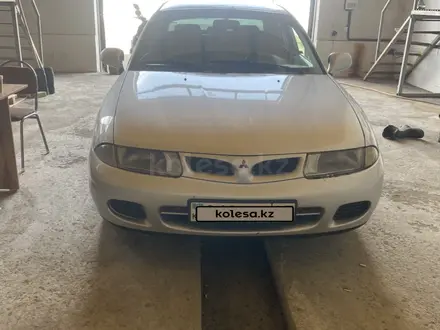 Mitsubishi Carisma 1998 года за 1 100 000 тг. в Алматы – фото 2