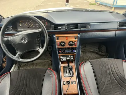 Mercedes-Benz E 230 1992 года за 1 000 000 тг. в Алматы – фото 6