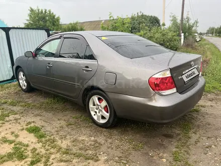Toyota Camry 2005 года за 4 900 000 тг. в Актобе