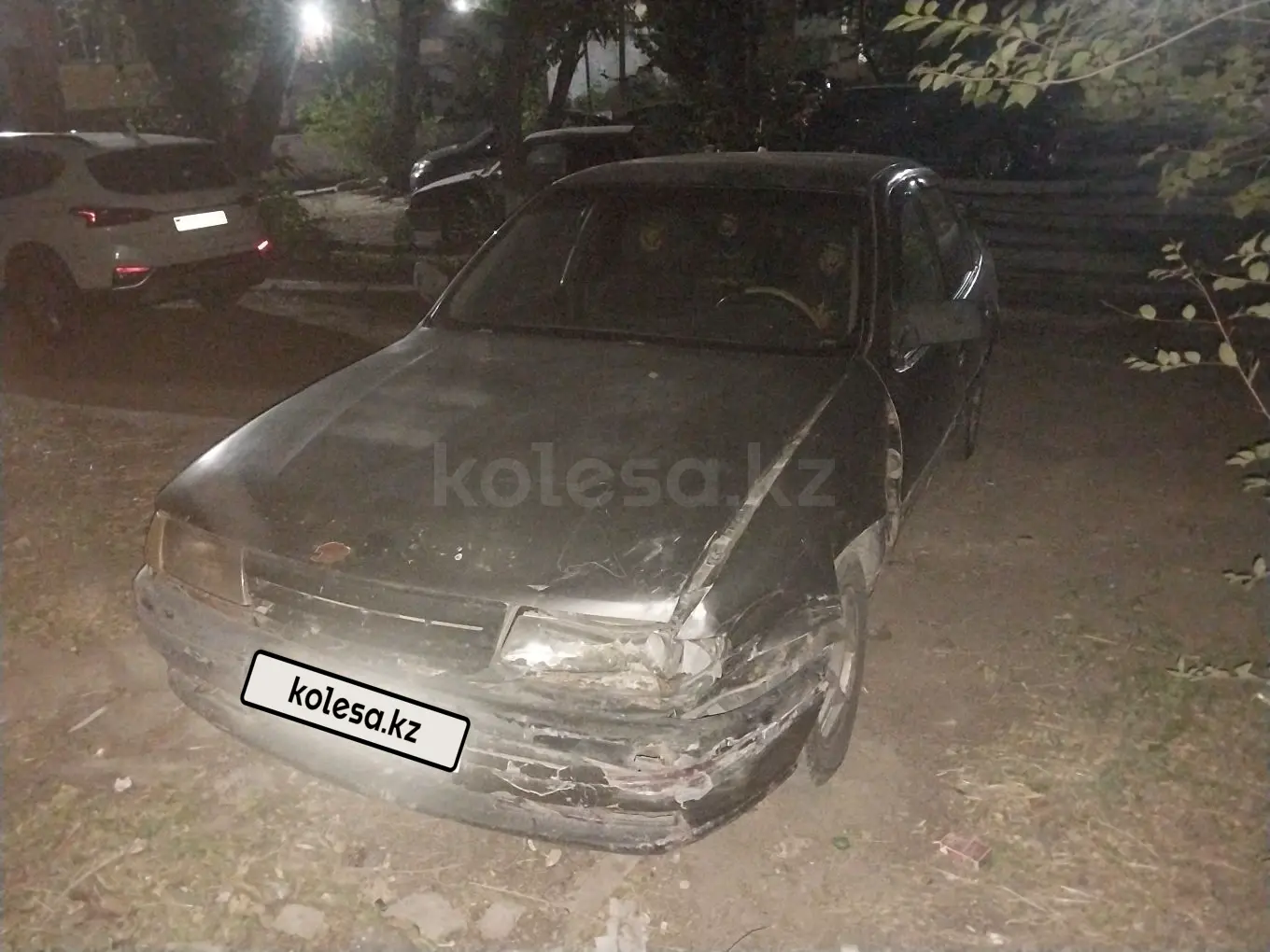 Opel Vectra, 1990