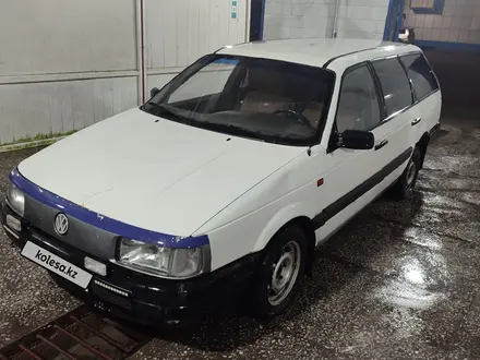 Volkswagen Passat 1992 года за 950 000 тг. в Павлодар