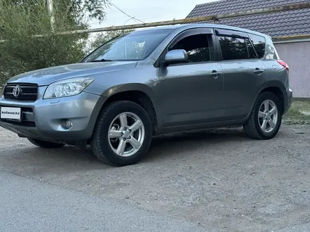 Toyota RAV4 2007 года за 7 800 000 тг. в Уральск