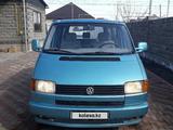 Volkswagen Multivan 1995 годаfor3 700 000 тг. в Алматы