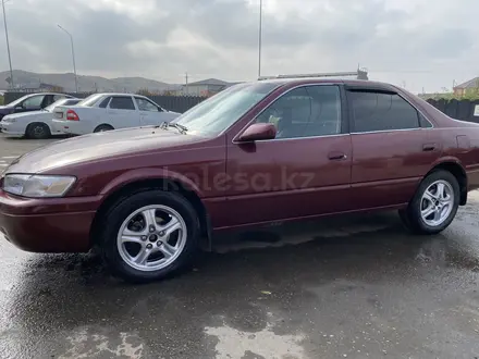 Toyota Camry 1997 года за 3 300 000 тг. в Усть-Каменогорск – фото 4