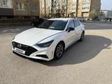 Hyundai Sonata 2022 года за 12 000 000 тг. в Актобе