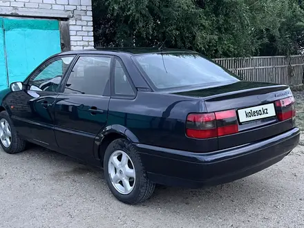 Volkswagen Passat 1994 года за 1 500 000 тг. в Семей – фото 5