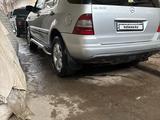 Mercedes-Benz ML 320 1999 года за 4 500 000 тг. в Шымкент – фото 2