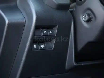 Toyota Land Cruiser 2024 года за 54 500 000 тг. в Алматы – фото 20