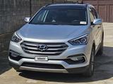 Hyundai Santa Fe 2016 годаүшін12 000 000 тг. в Шымкент