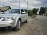 Volkswagen Passat 2002 года за 1 800 000 тг. в Алматы – фото 3