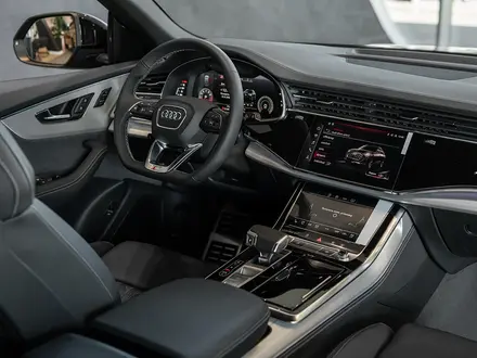 Audi Q8 55 TFSI Quattro Sport 2025 года за 59 570 000 тг. в Астана – фото 14