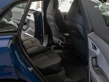 Audi Q8 55 TFSI Quattro Sport 2025 года за 59 570 000 тг. в Астана – фото 10