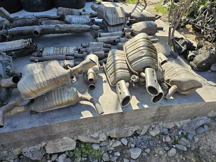 Глушитель выхлопной система на мерседес за 30 000 тг. в Шымкент – фото 6