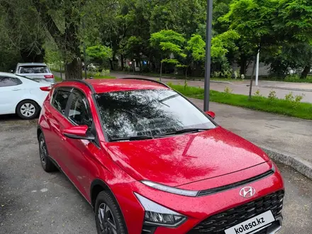 Hyundai Bayon 2024 года за 7 300 000 тг. в Алматы – фото 2