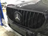 Решетка решётка радиатора Мерседес GLS X167 AMG за 155 000 тг. в Астана – фото 3